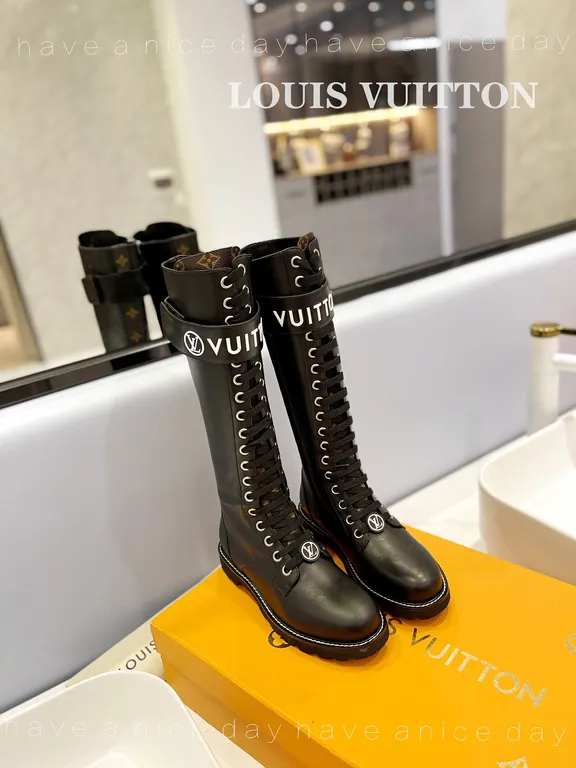 Louis Vuitton Shoe 